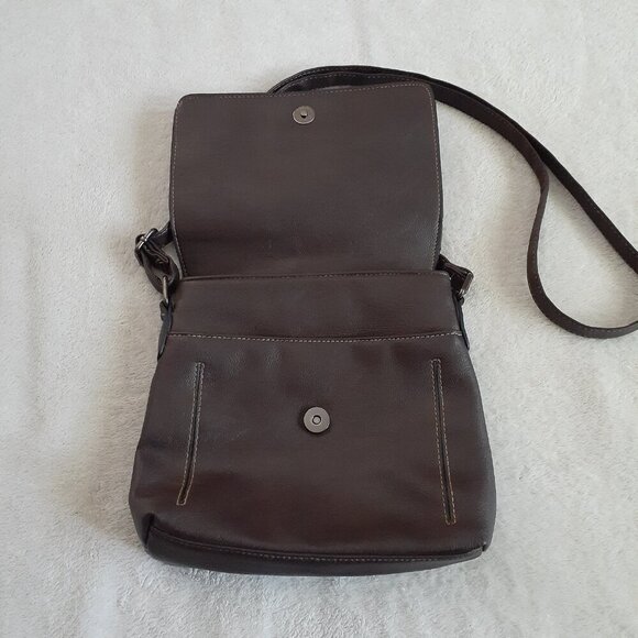 Roots Dark Brown Leather Small Front Flap Crossbody Bag Purse - Picture 3 of 14